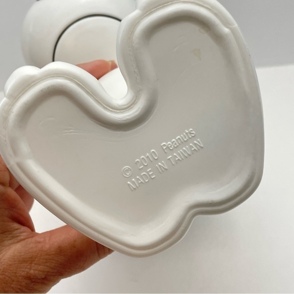 PEANUTS Cedar Point Snoopy Travel Drinking Sip Bottle Cup And Straw - Picture 10 of 15